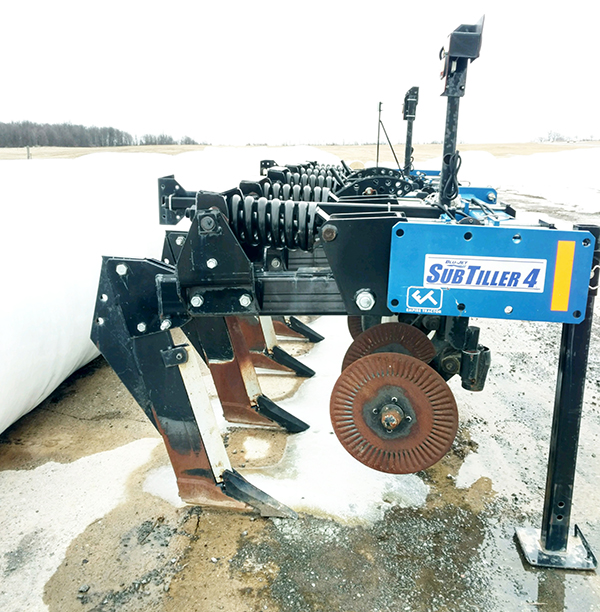 061818600pxffsubtiller4